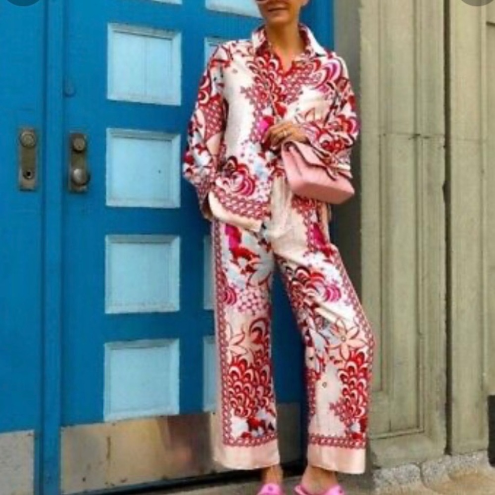 NWT blogger favorite! Limited edition Zara flowy patchwork pants & top set.